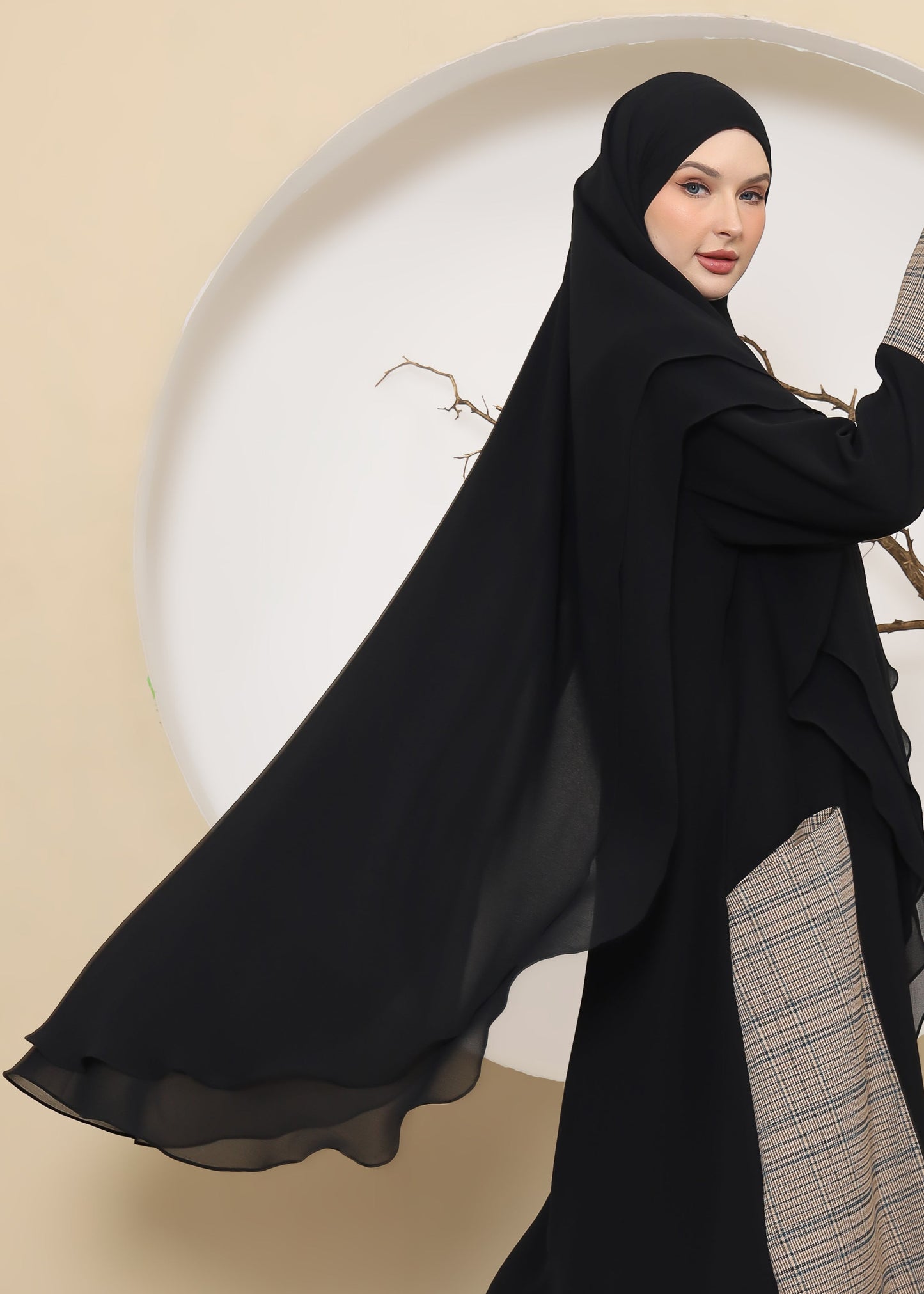 Labeeba Khiban - Black