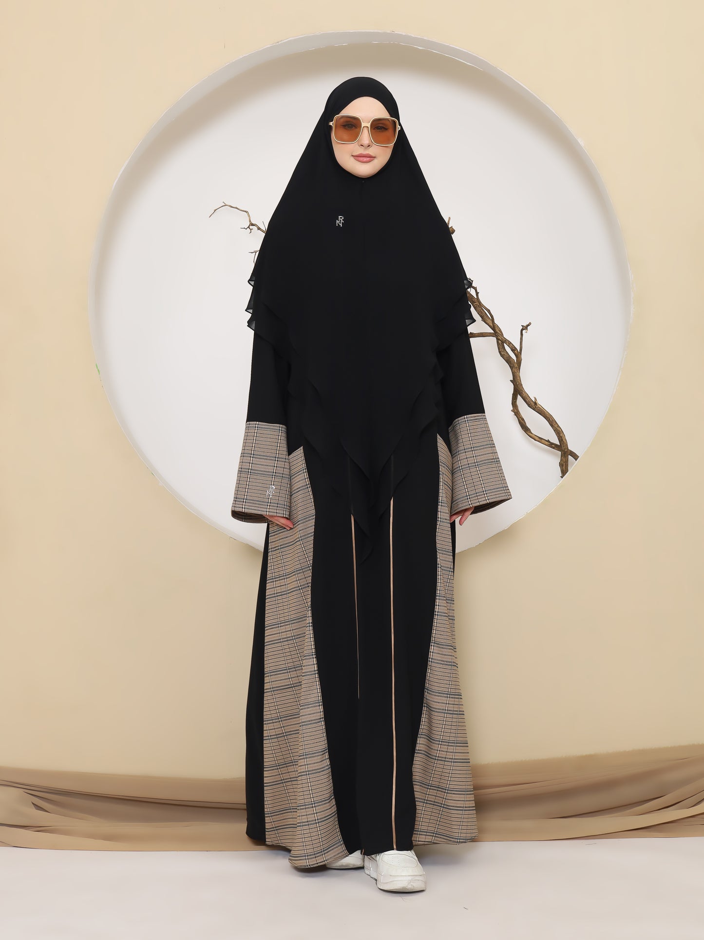 Shaybah Abaya - Black Akaroa