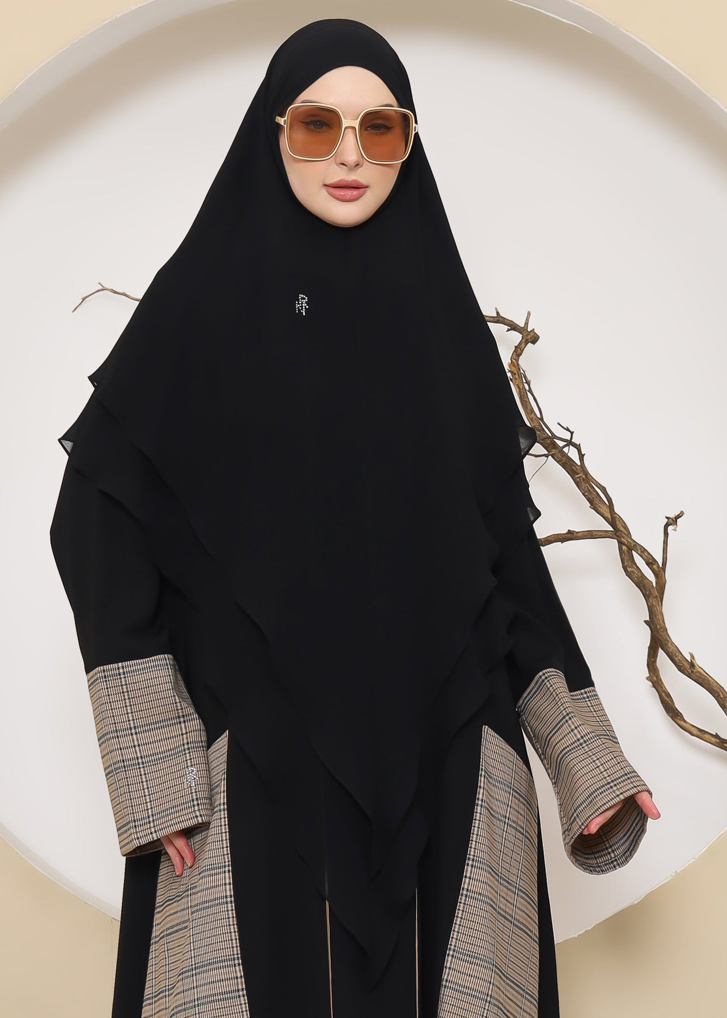 Labeeba Khiban - Black