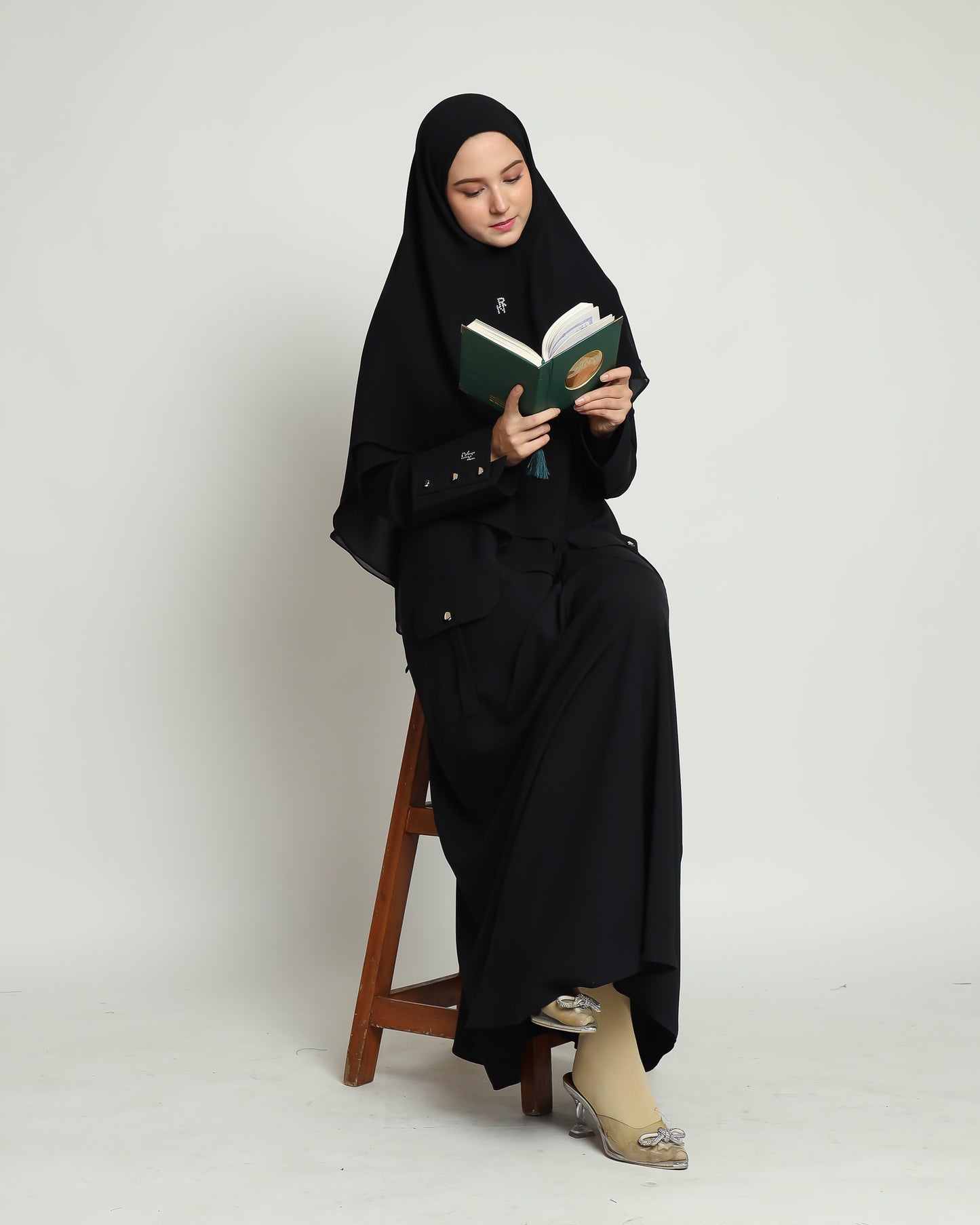 Aqsa Abaya - Black