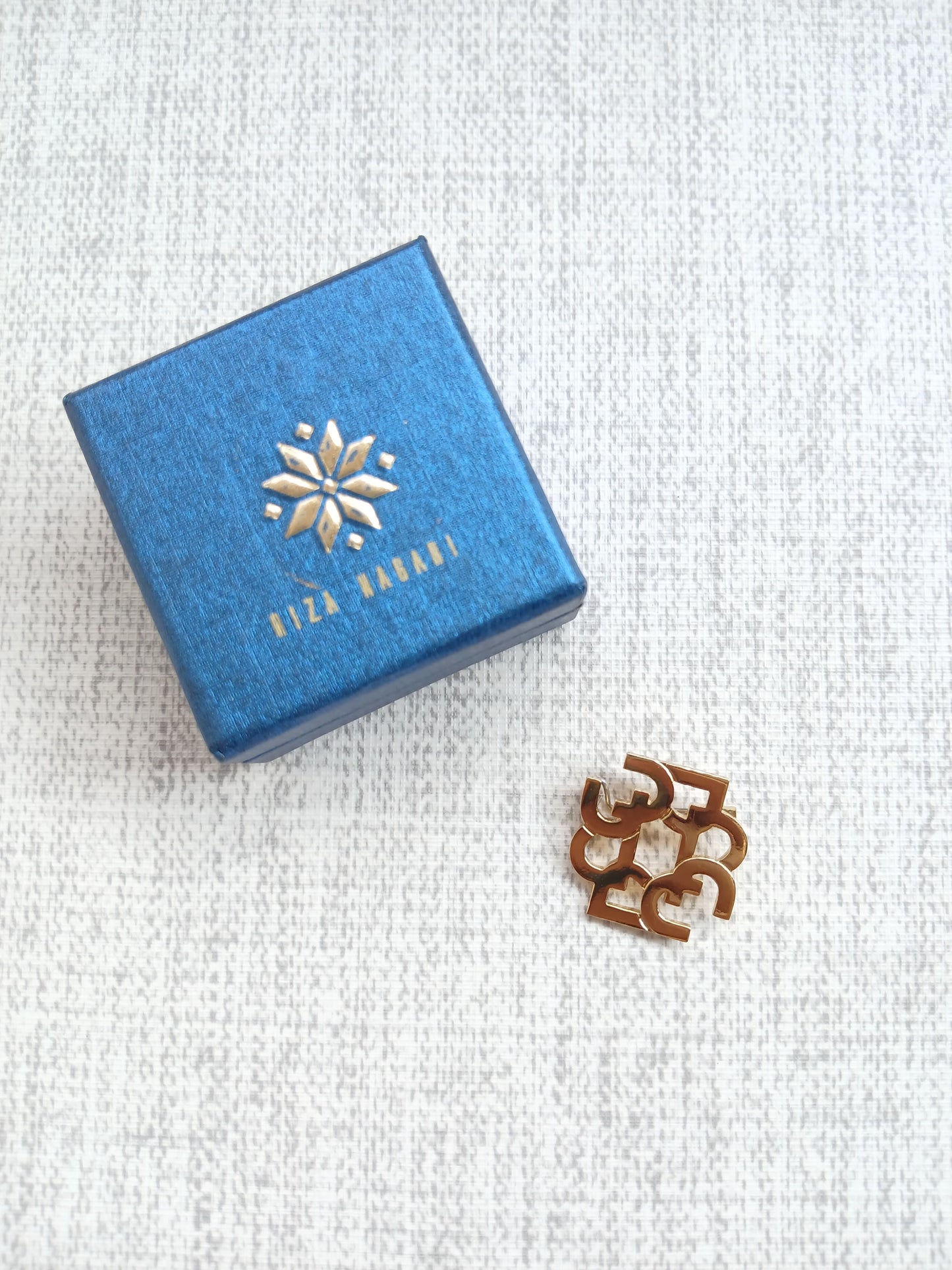 Rigari Brooch - Gold