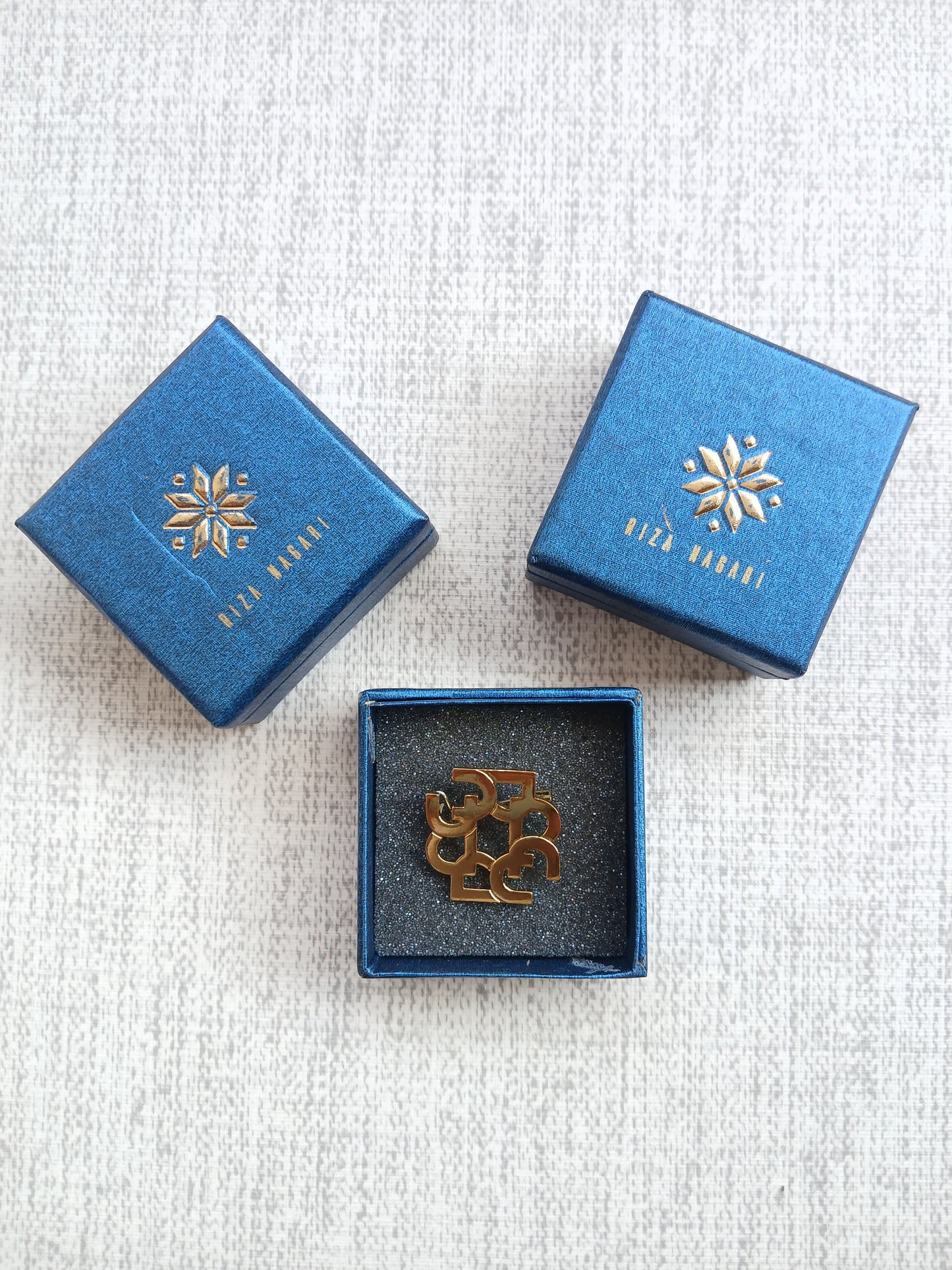 Rigari Brooch - Gold
