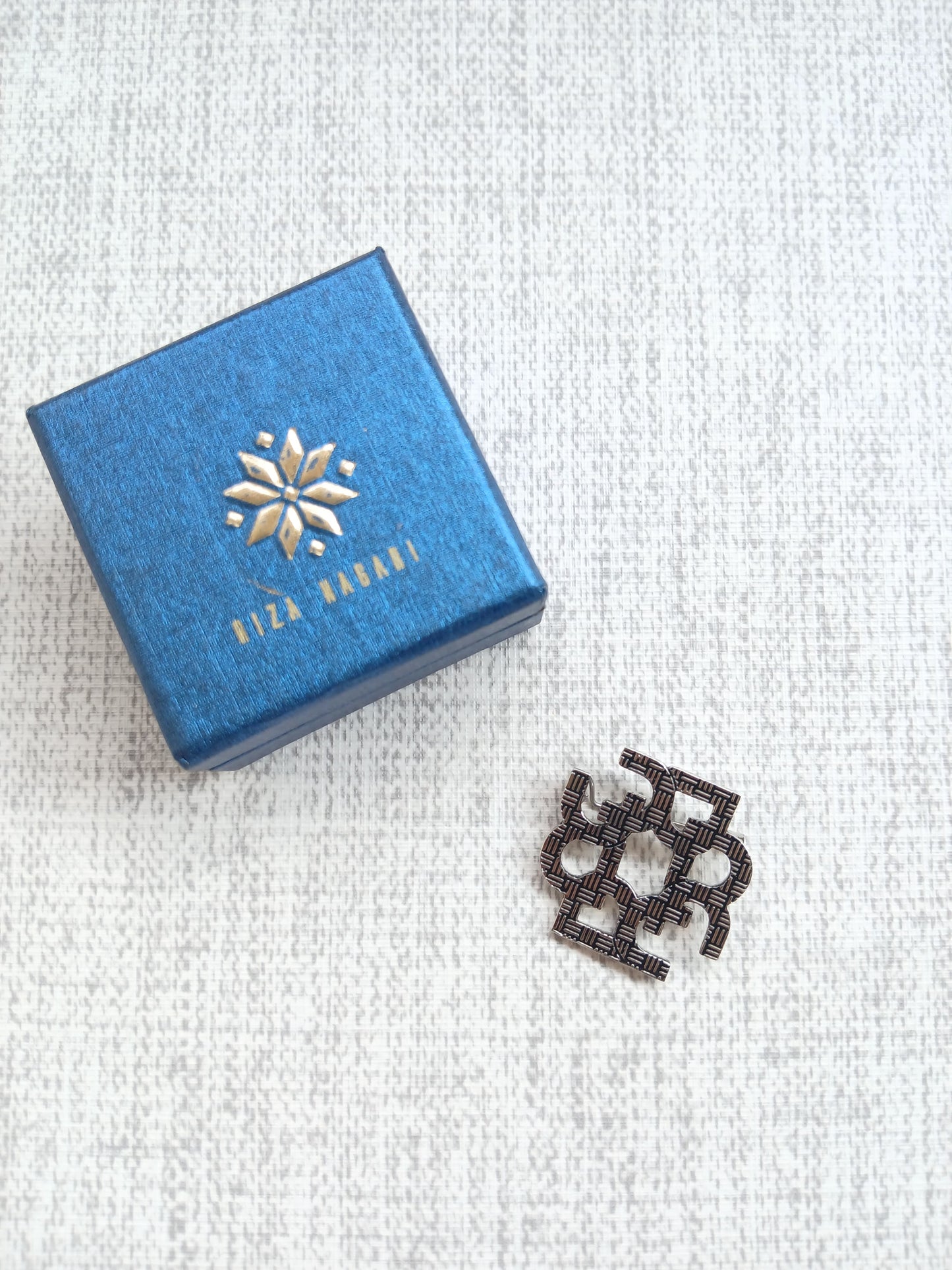 Rinari Brooch - Gunmetal