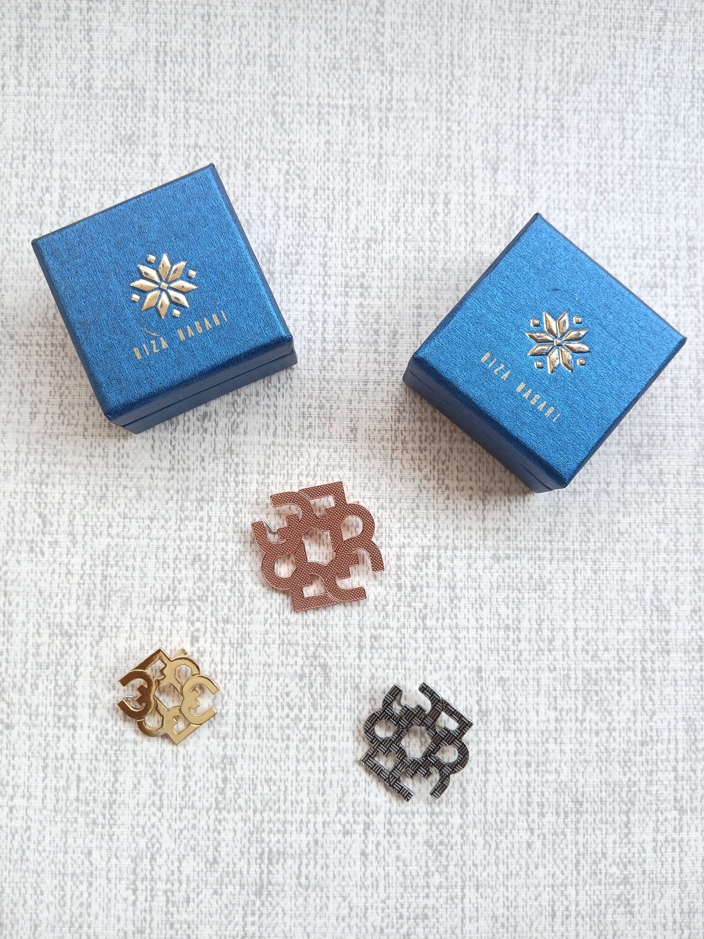 Rigari Brooch - Gold