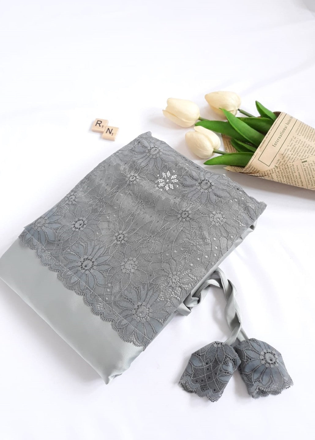 Lace Prayer Robe - Sage Green