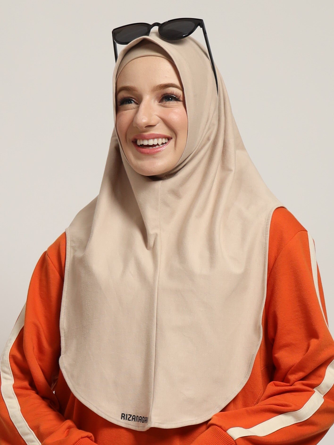 Clicker Sport Hijab - Light Brown