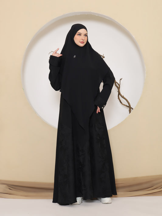 Manama Abaya - Black Engraved