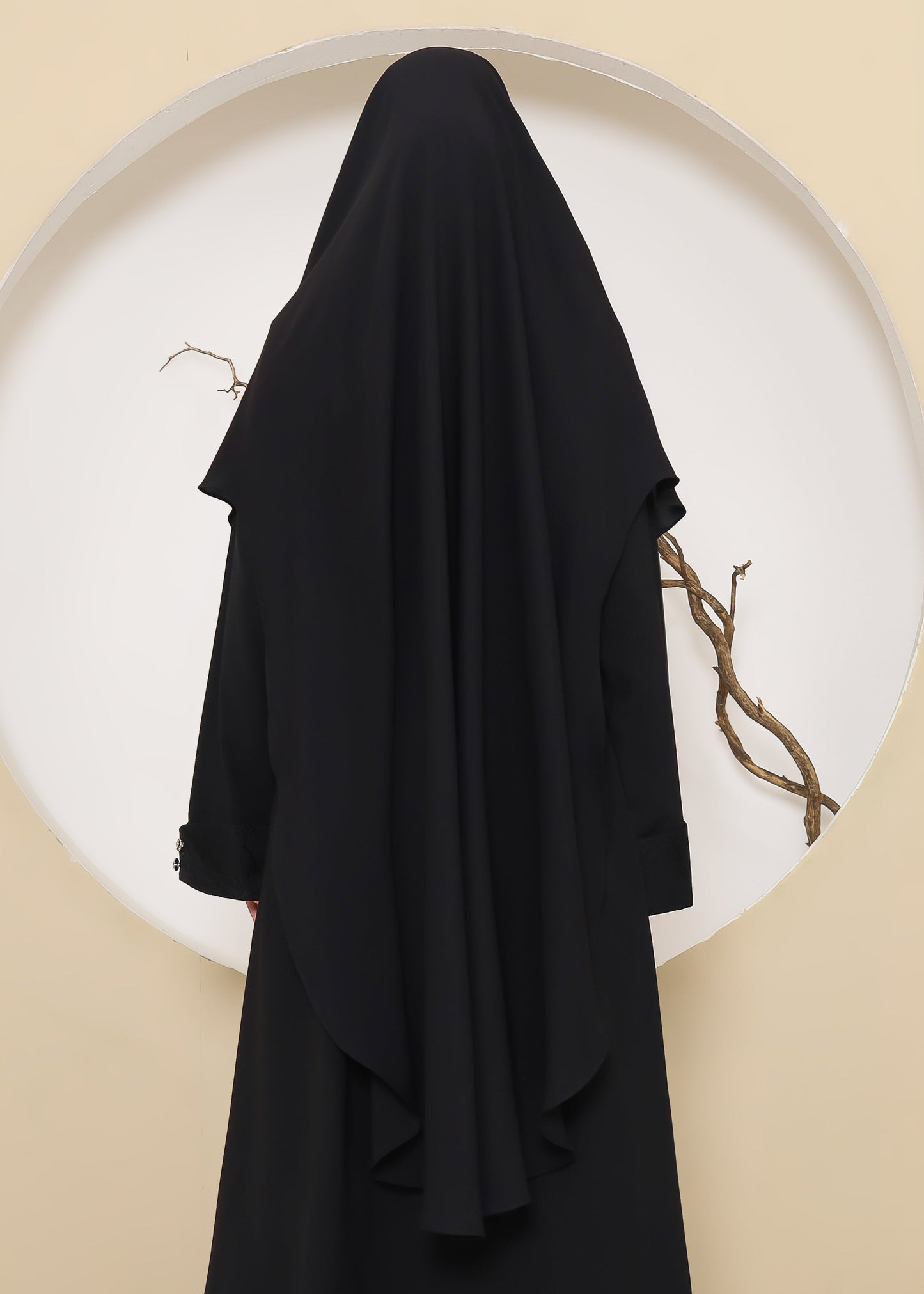 Lateefa Khiban - Black