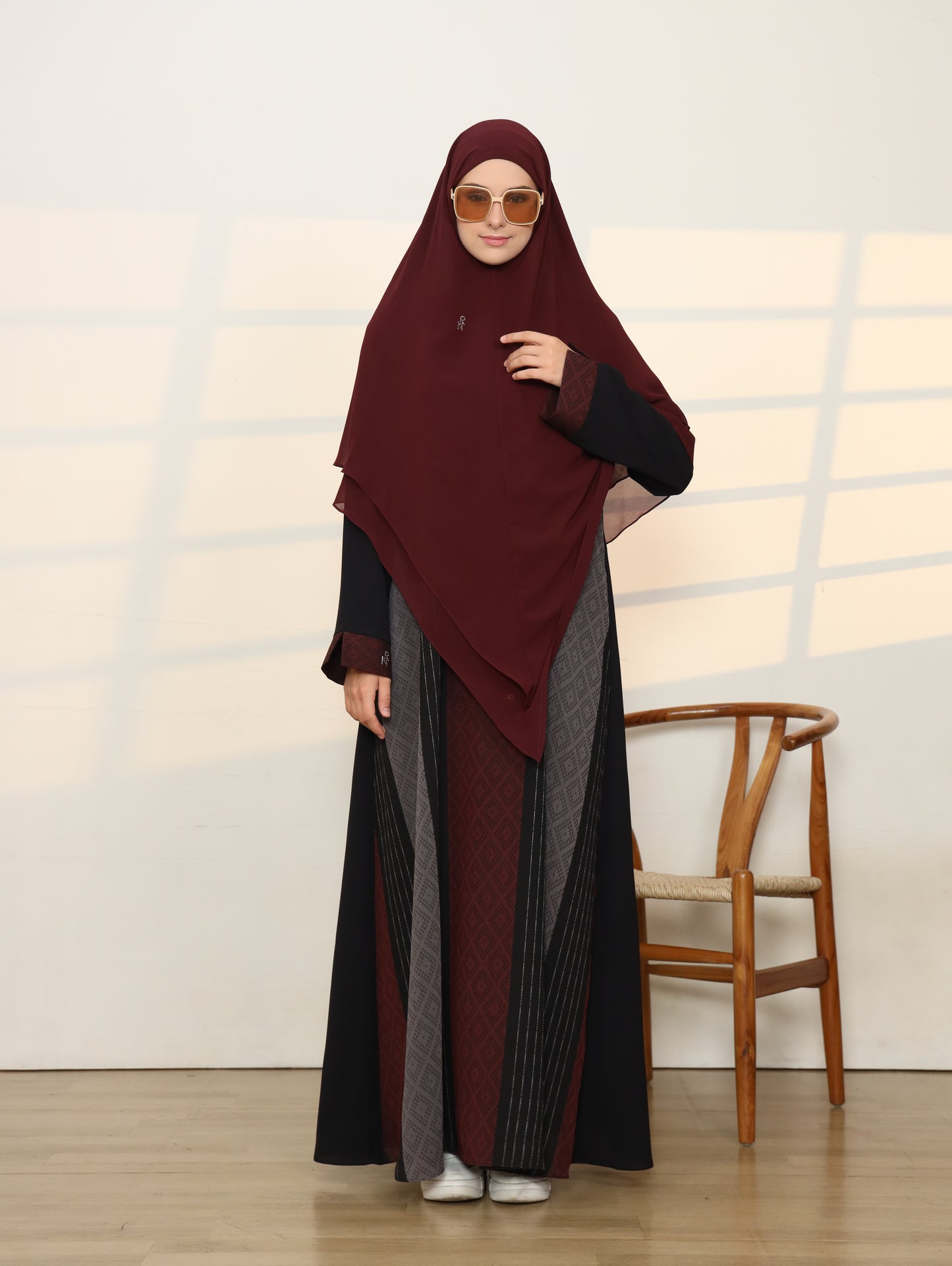 Taif Abaya - Burgundy