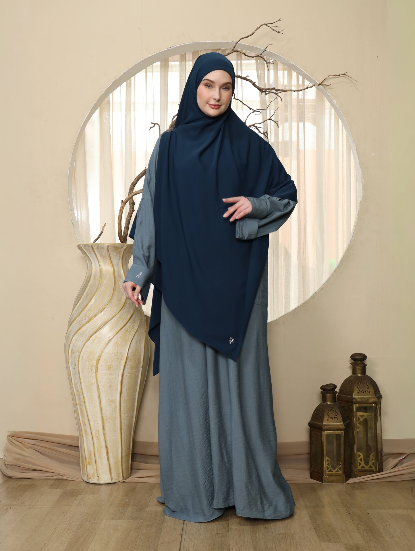 Slouchy Abaya - Yale