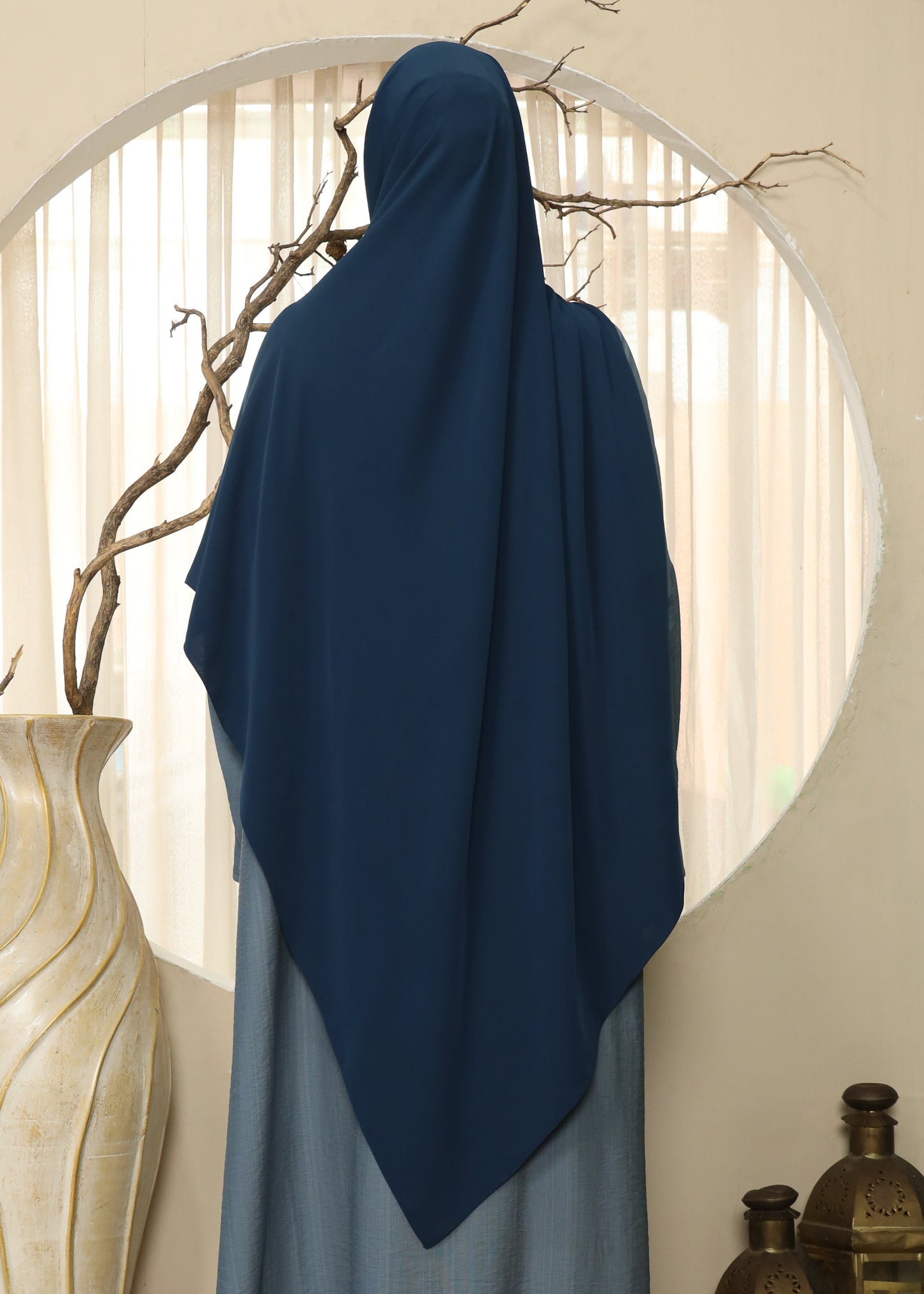 Daiba Khistan - Dark Teal