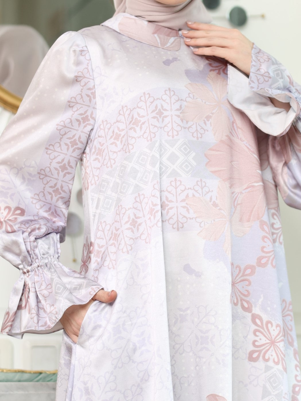 Catalonia Dress - Pearl