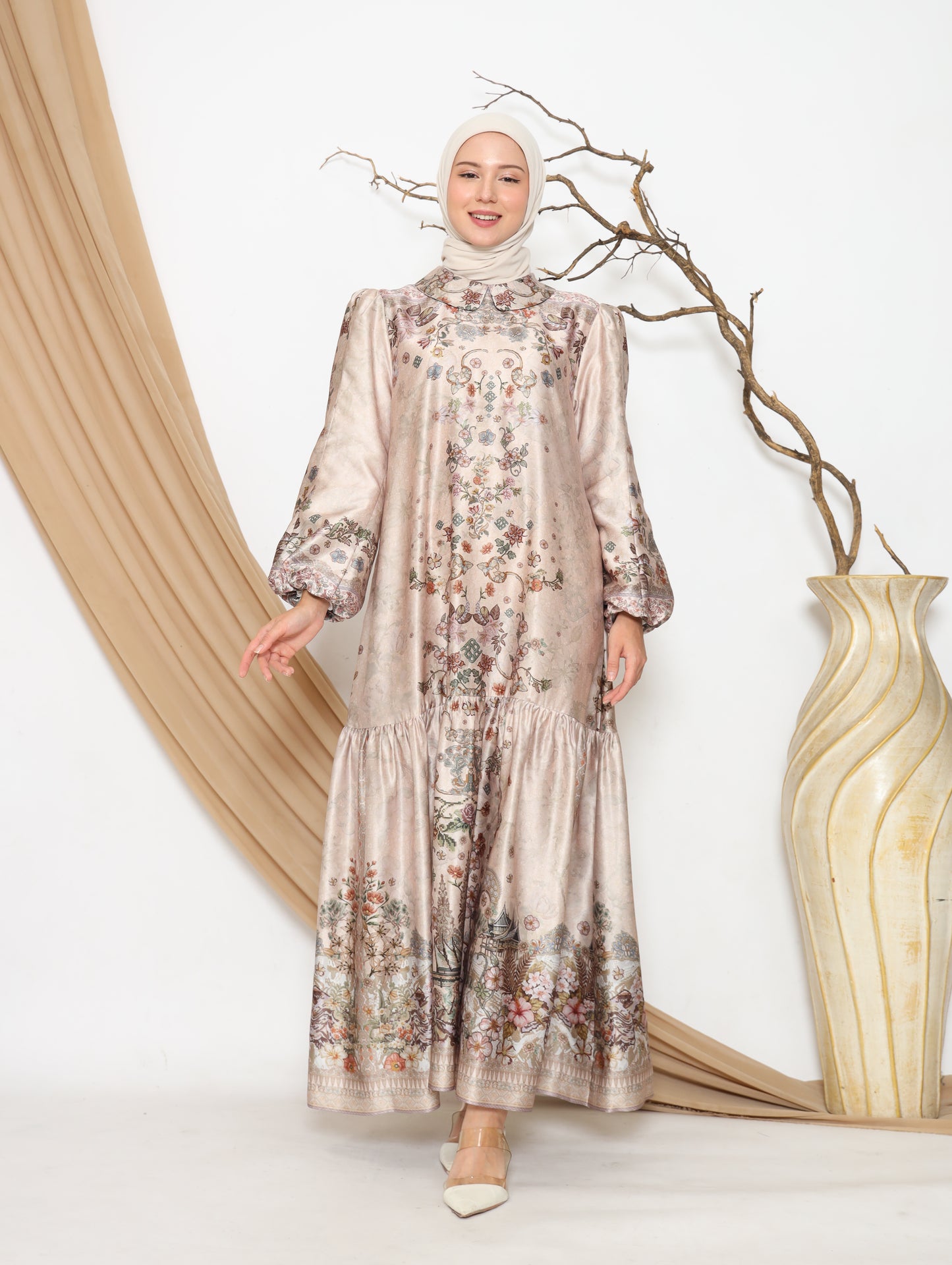 Mande Dress - Latte