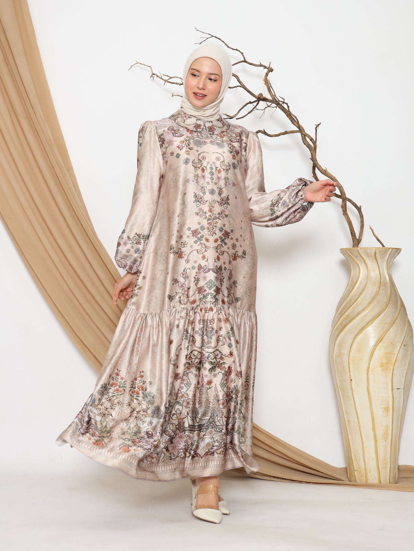 Mande Dress - Latte