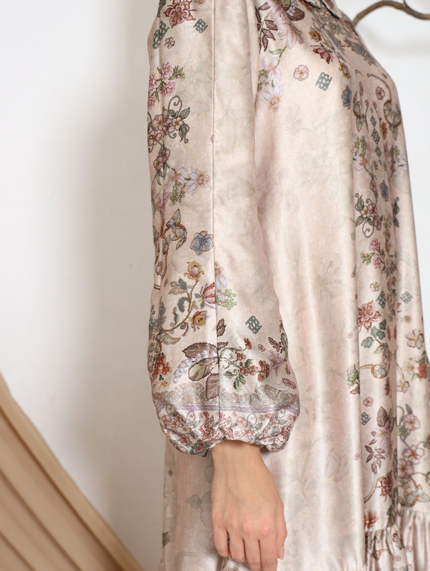 Mande Dress - Latte