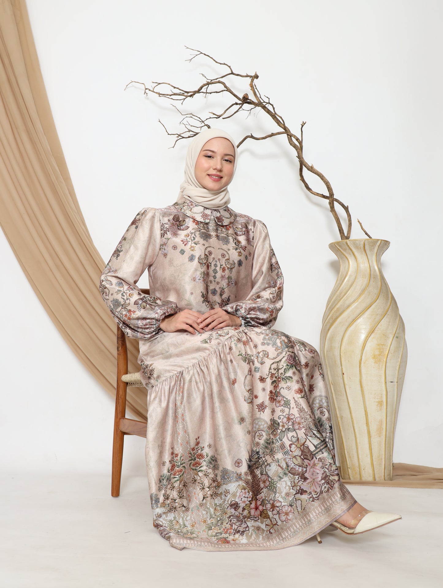 Mande Dress - Latte