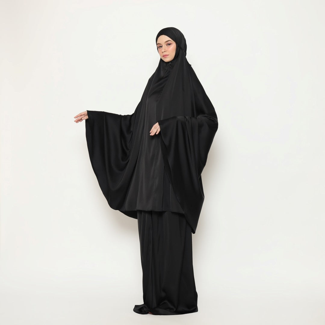 Travel Prayer Robe - Black Caviar