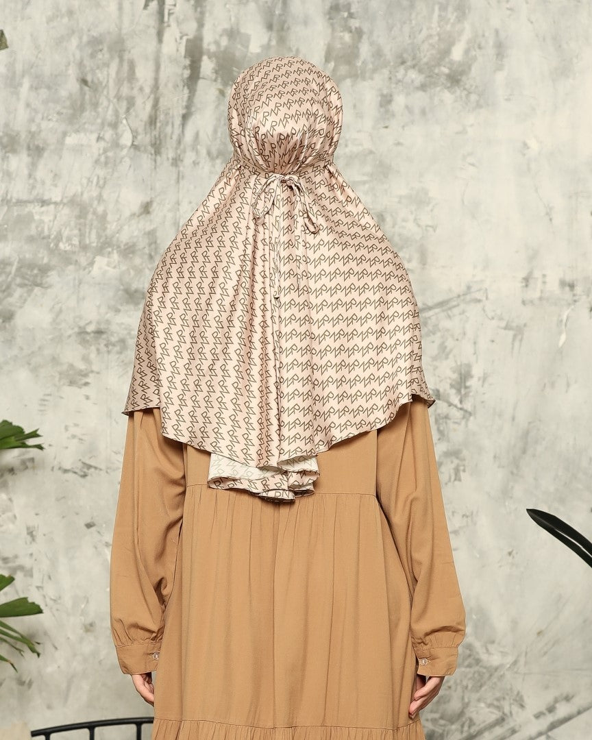 Relax Hijab Insignia - Beige